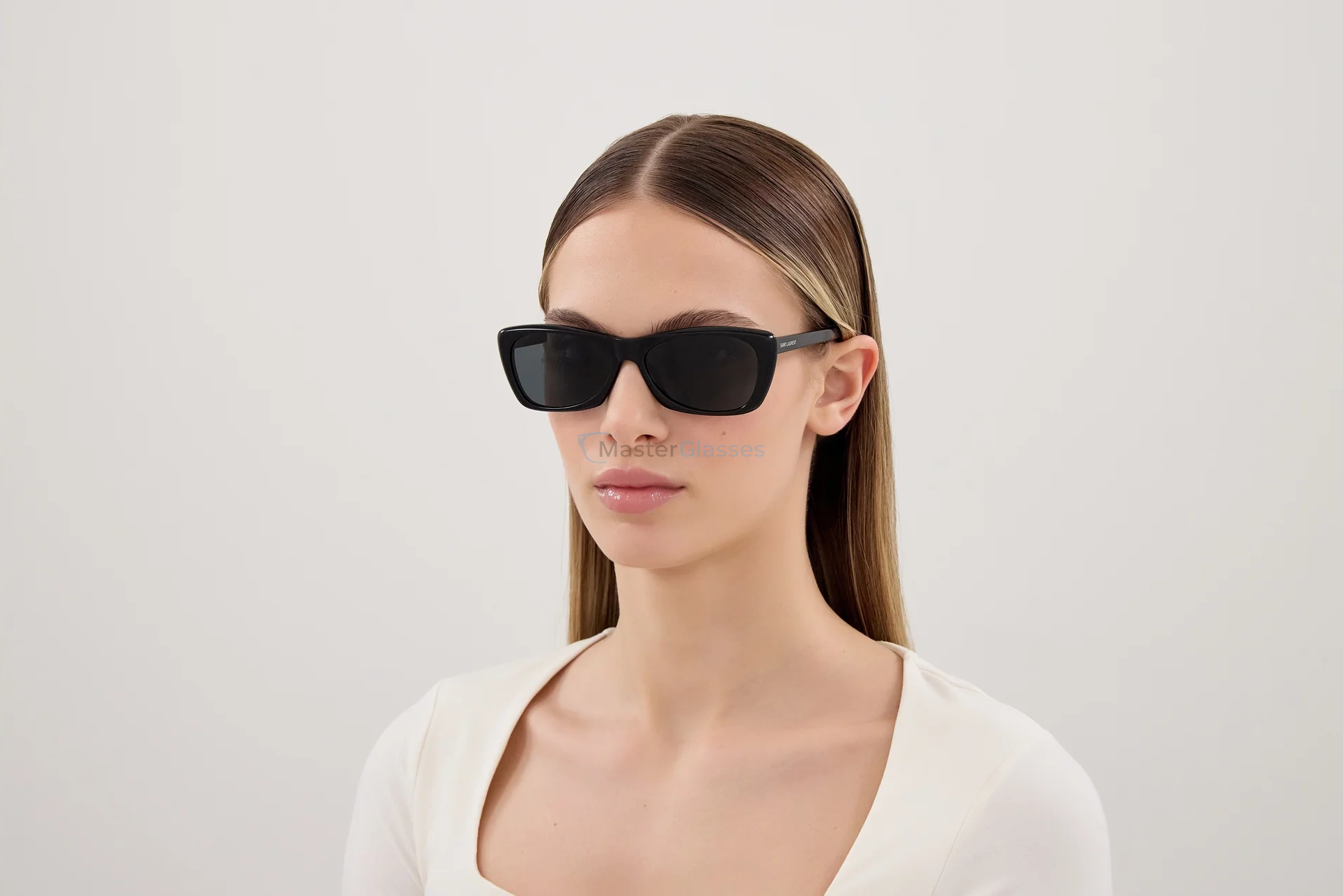 Солнцезащитные очки Saint Laurent SL613-005 58