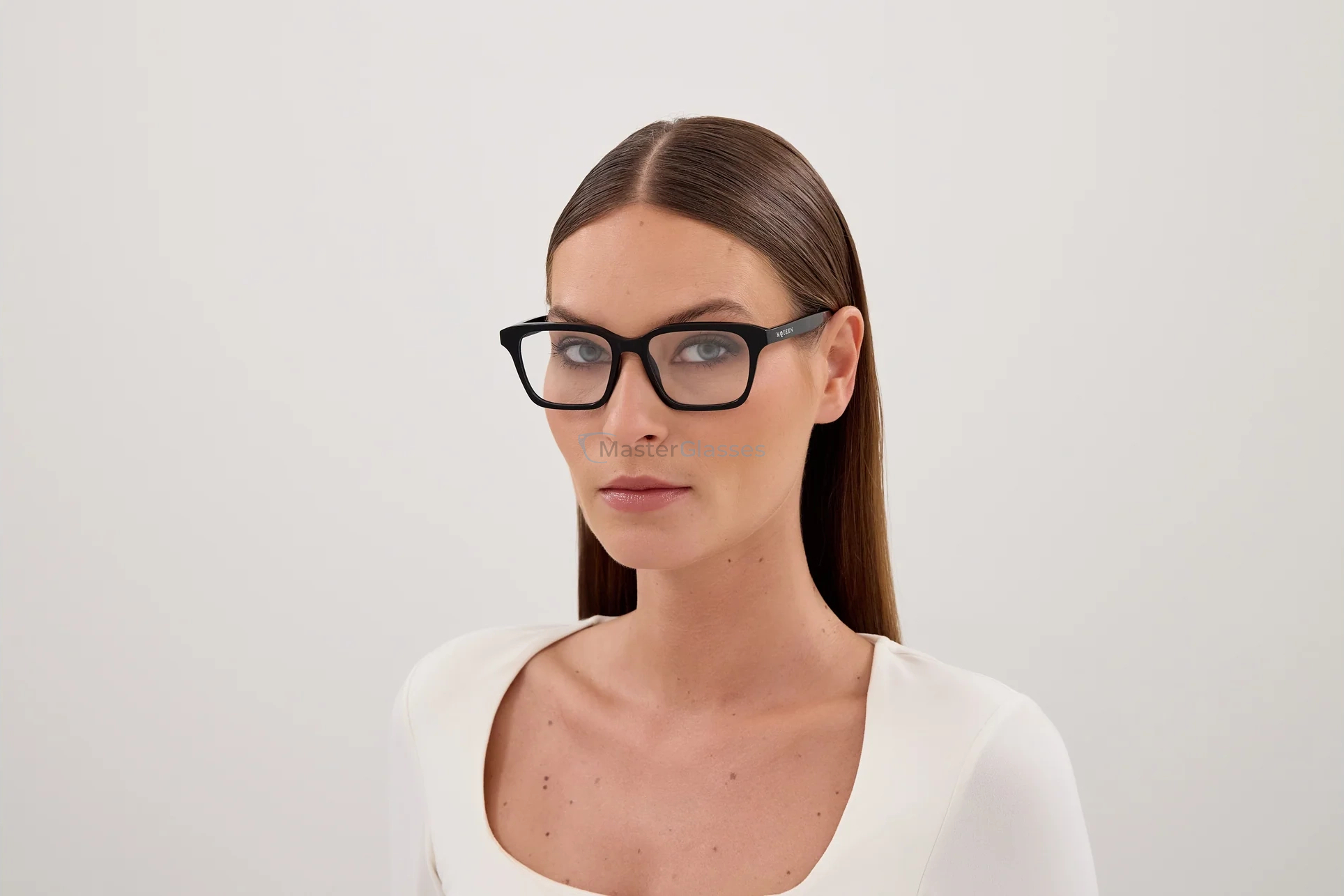 ������ Alexander McQueen AM0566O-001