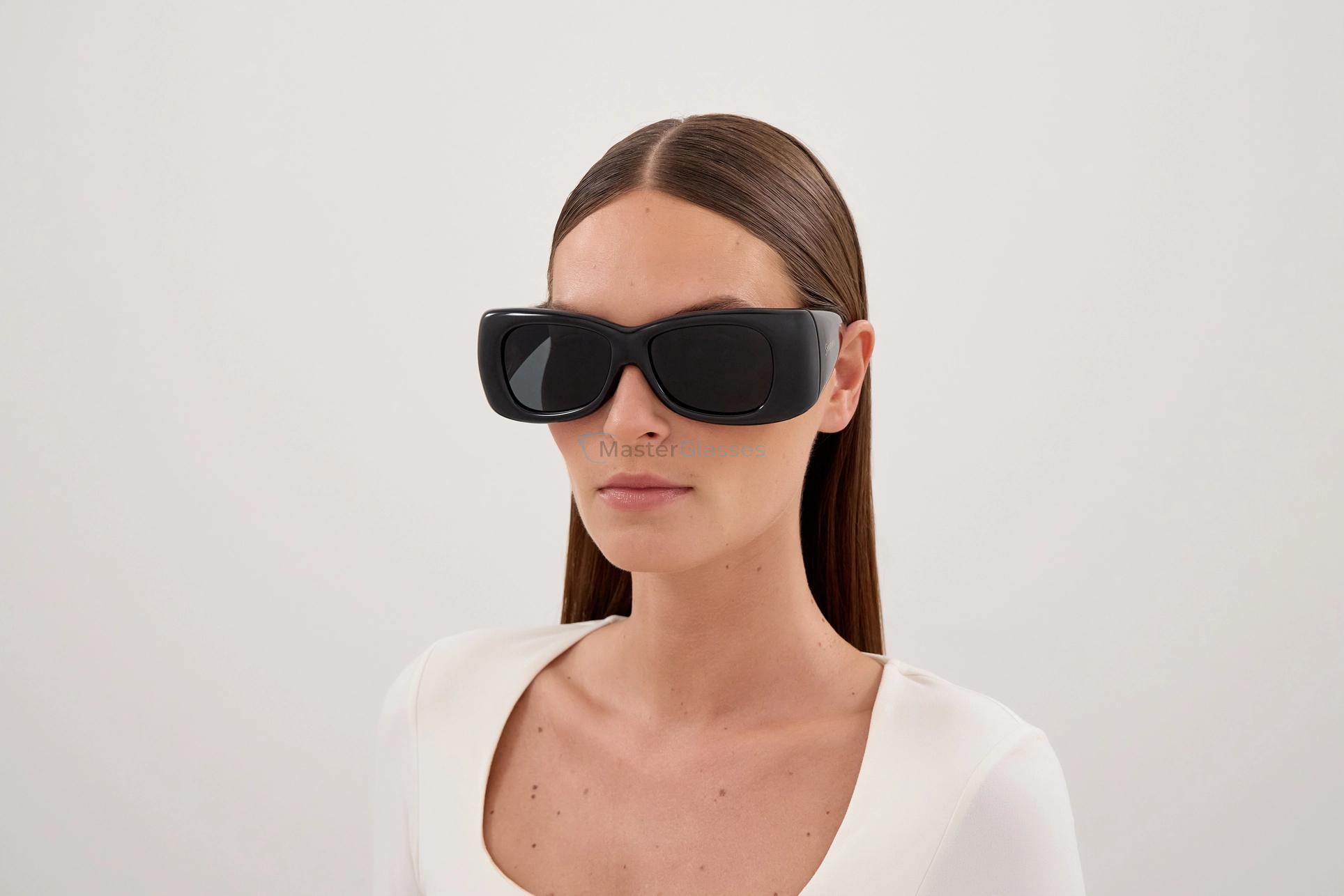 Солнцезащитные очки Saint Laurent SL 901 HOWL-001 61