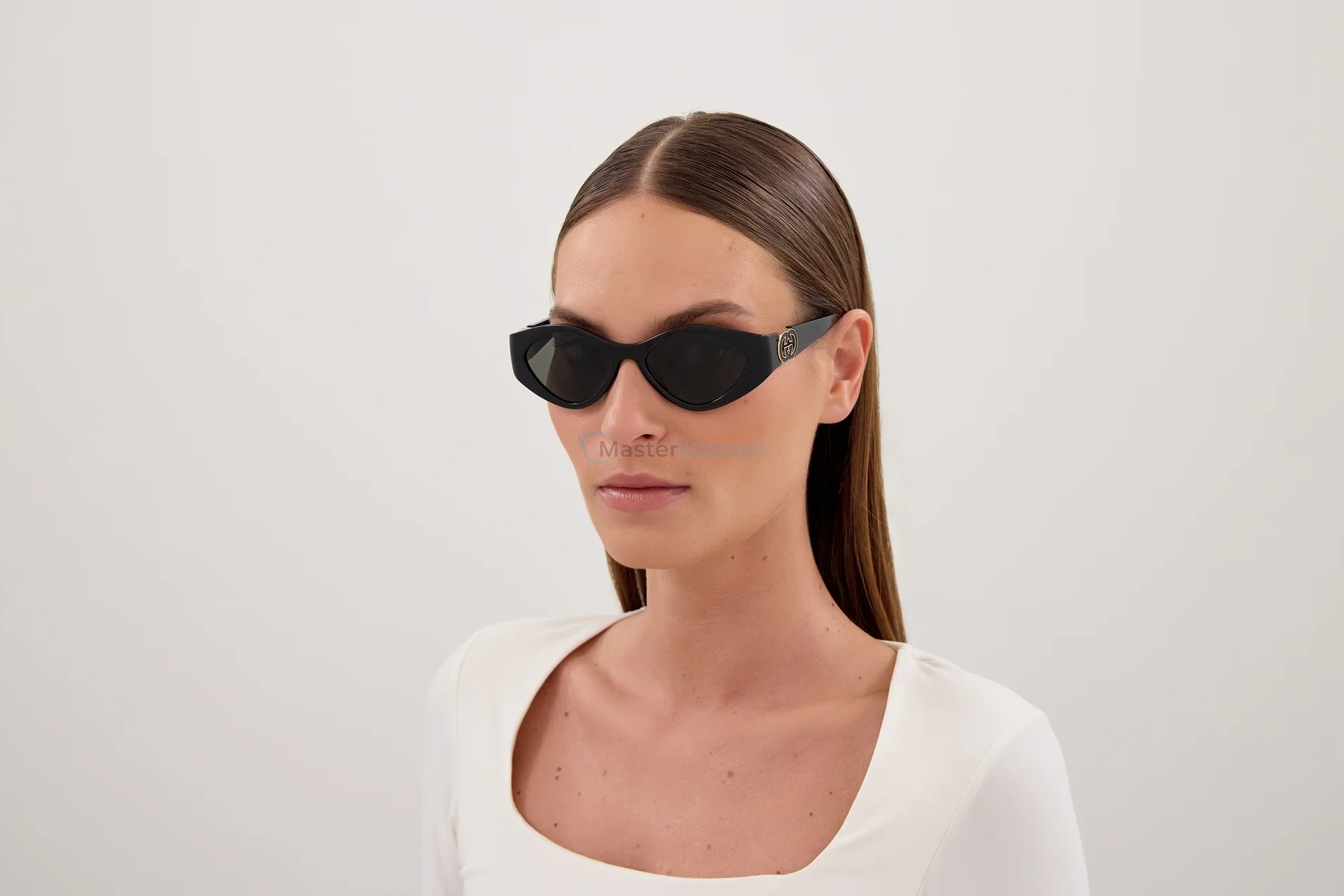 �������������� ���� Gucci GG2121S-001 52