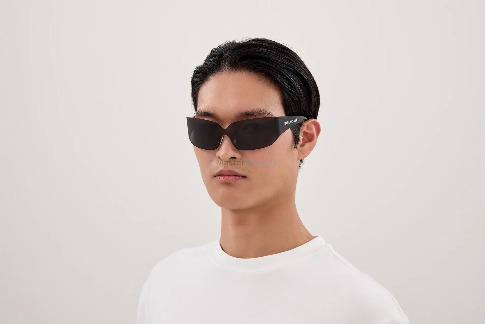 Солнцезащитные очки Balenciaga BB0421S-001 99