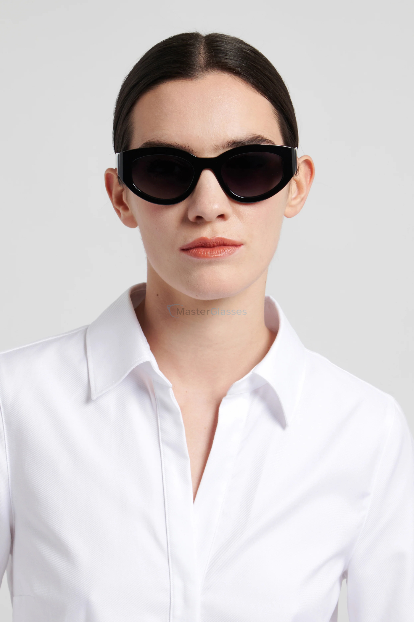 �������������� ���� CAROLINA HERRERA HER 0370/S 807 Black
