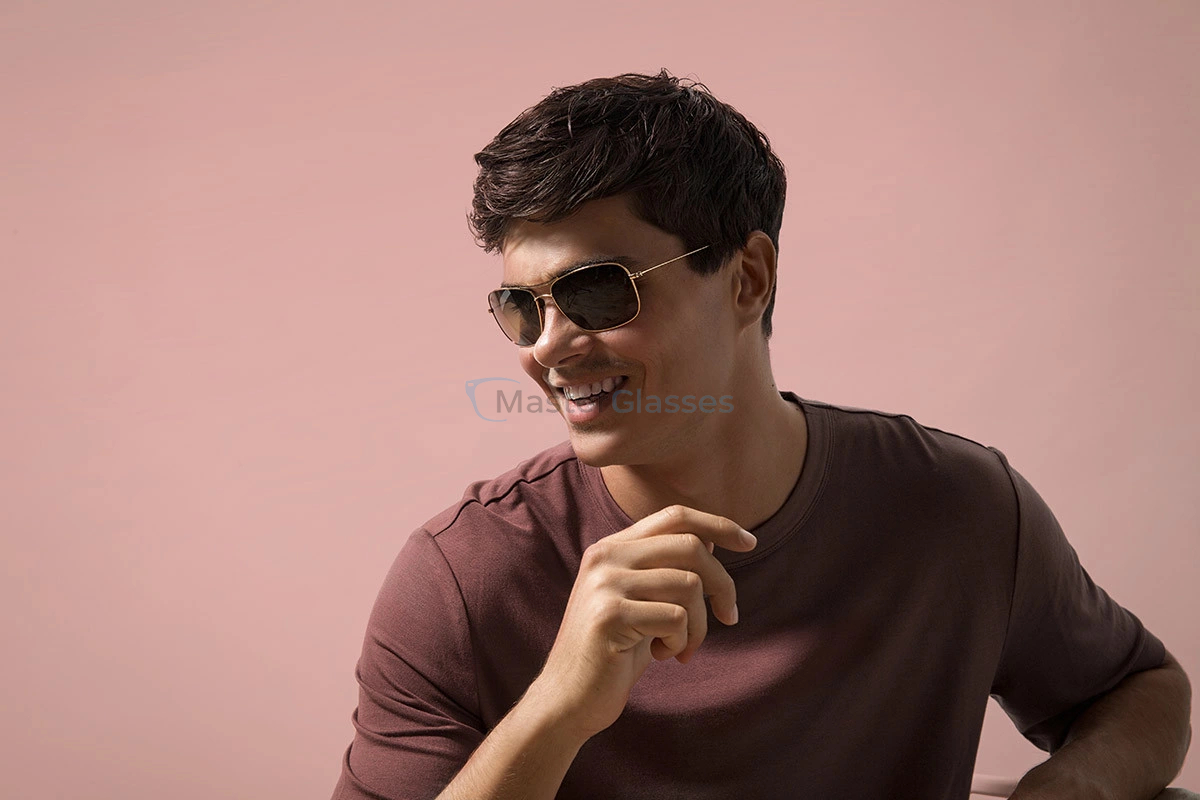 Солнцезащитные очки Ray-Ban Caravan RB3136 001