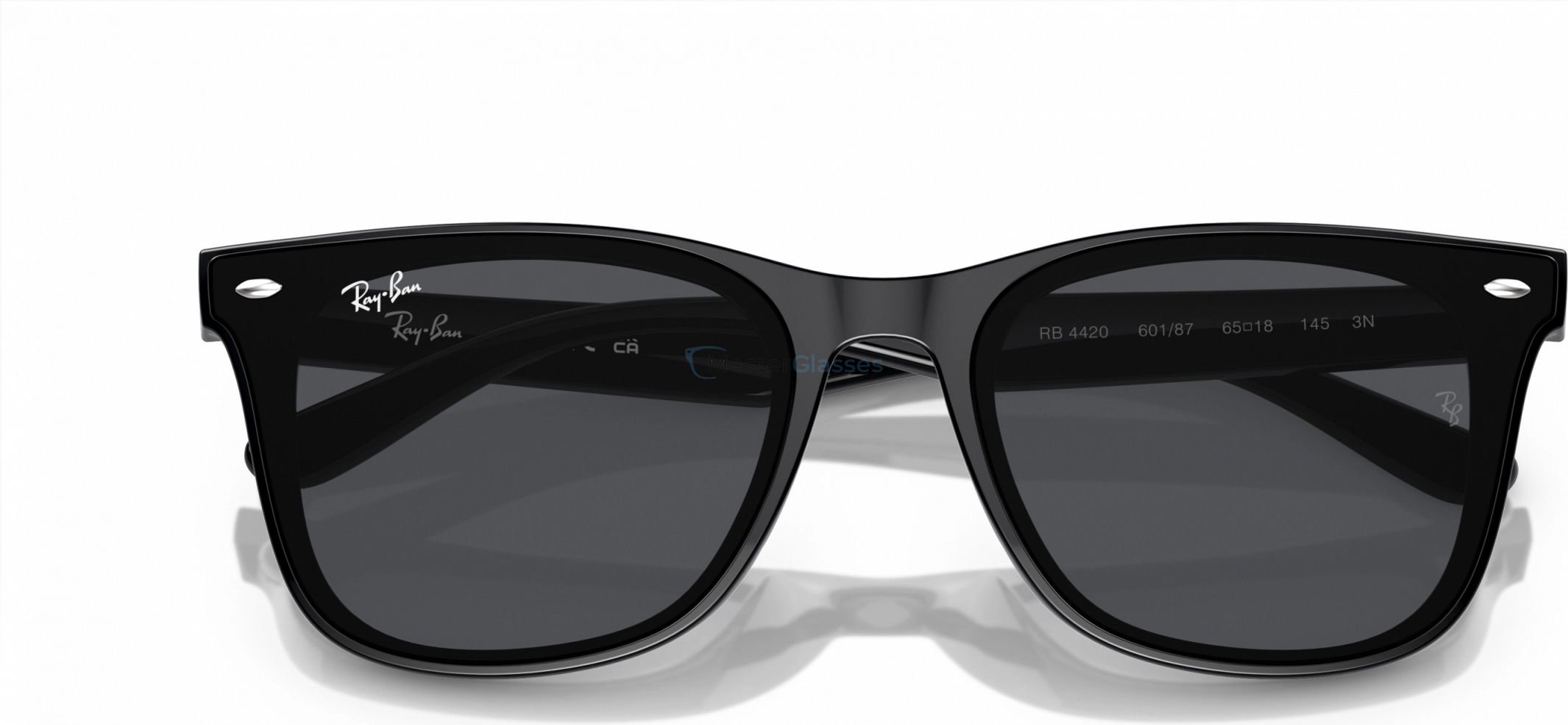 Солнцезащитные очки Ray-Ban RB4420 601/87 Black